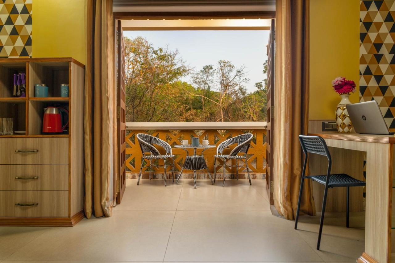 Jm Vista Suites Mapusa Bagian luar foto