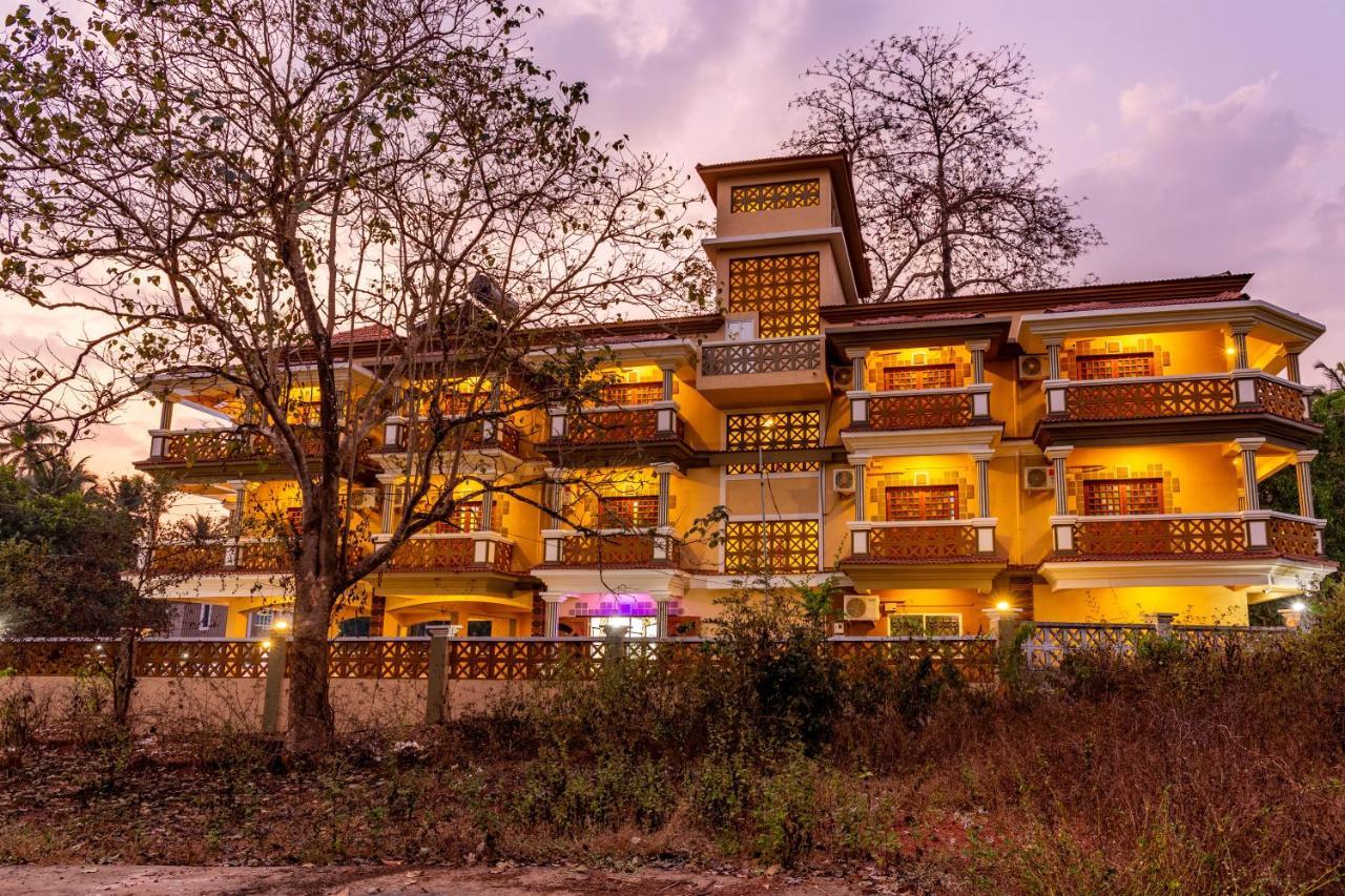 Jm Vista Suites Mapusa Bagian luar foto